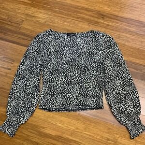 Lucy Paris Women's Black White Leopard Print Smocked Waist Long Sleeve Top Blous